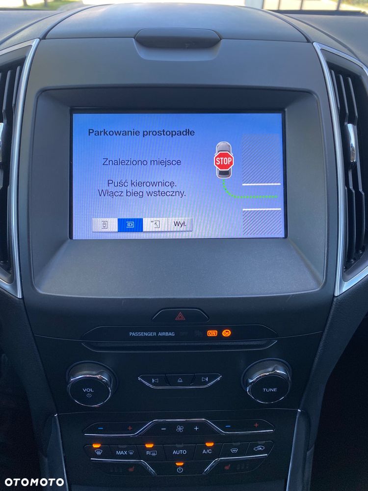 Ford S-Max 2.0 TDCi Titanium PowerShift - 29