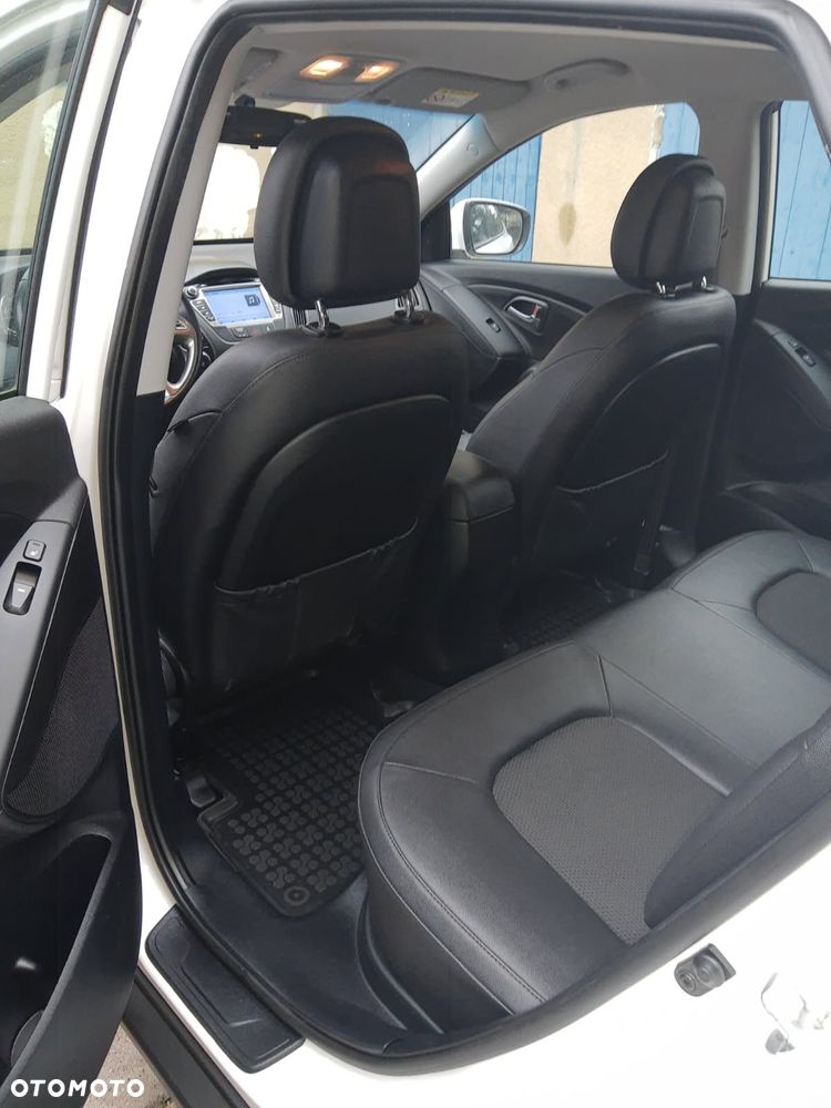 Hyundai ix35 - 13