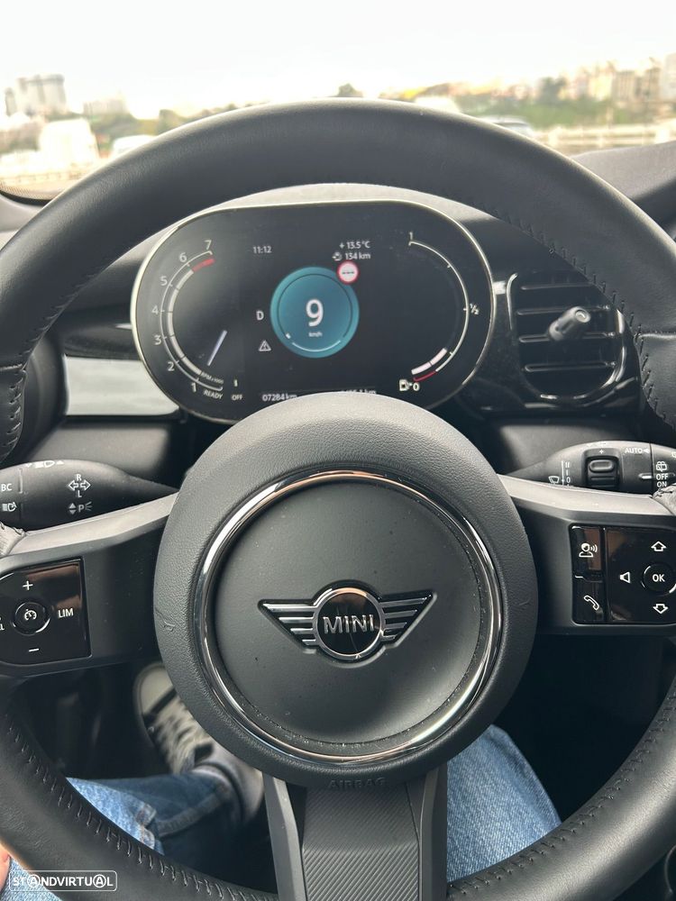 MINI 5 Portas Cooper Premium 4Business Auto - 10