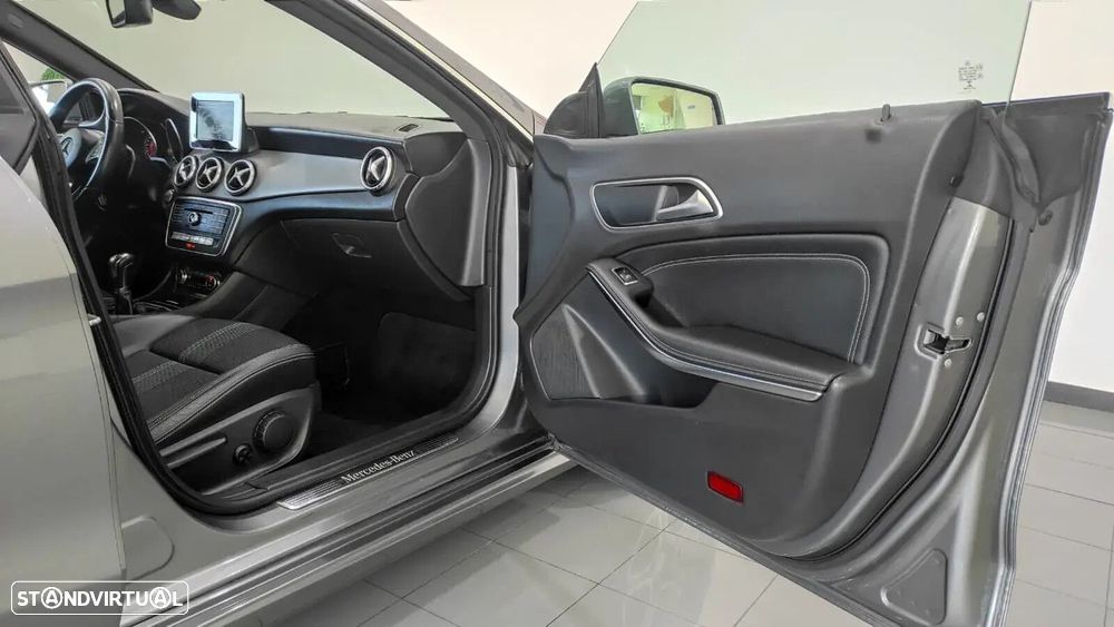Mercedes-Benz CLA 200 - 22