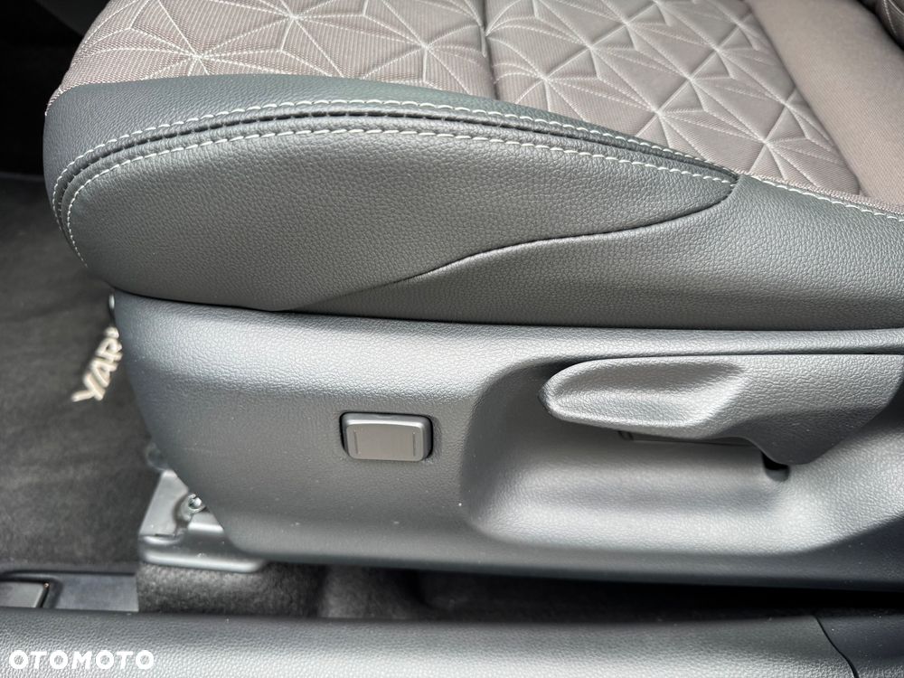 Toyota Yaris Cross Hybrid 1.5 Executive - 30