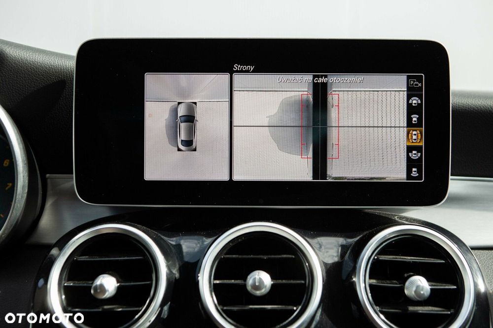 Mercedes-Benz Klasa C 200 4MATIC 9G-TRONIC - 36