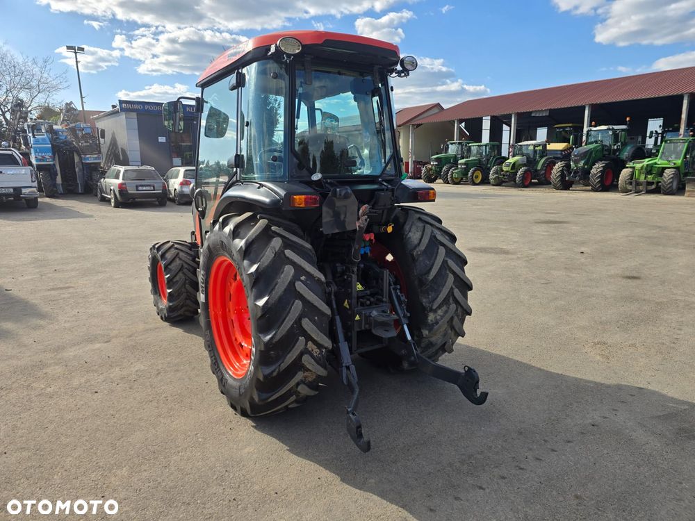 Kubota M8540 NARROW - 8