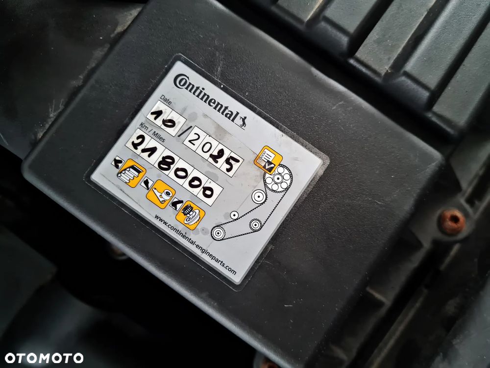 Volkswagen Sharan 2.0 TDI DSG (BlueMotion Technology) Highline - 29