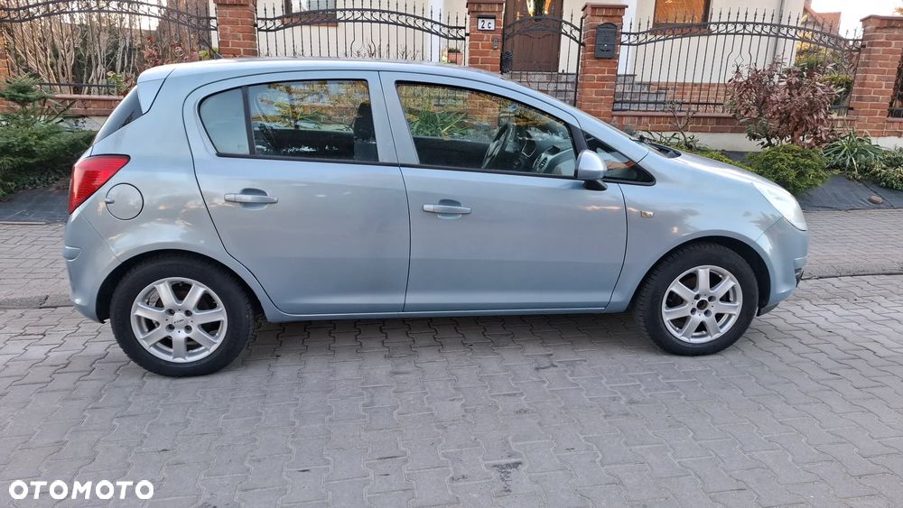 Opel Corsa 1.2 16V Easytronic Edition - 4