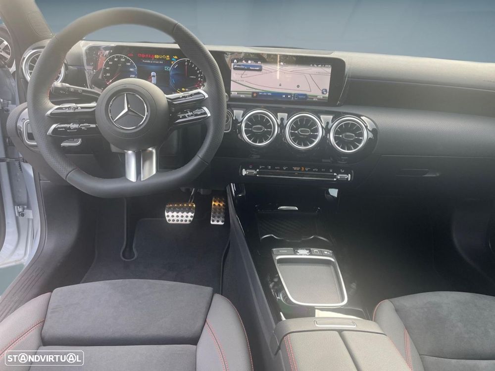 Mercedes-Benz A 250 - 8