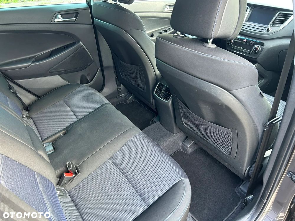 Hyundai Tucson blue 1.7 CRDi 2WD Classic - 13