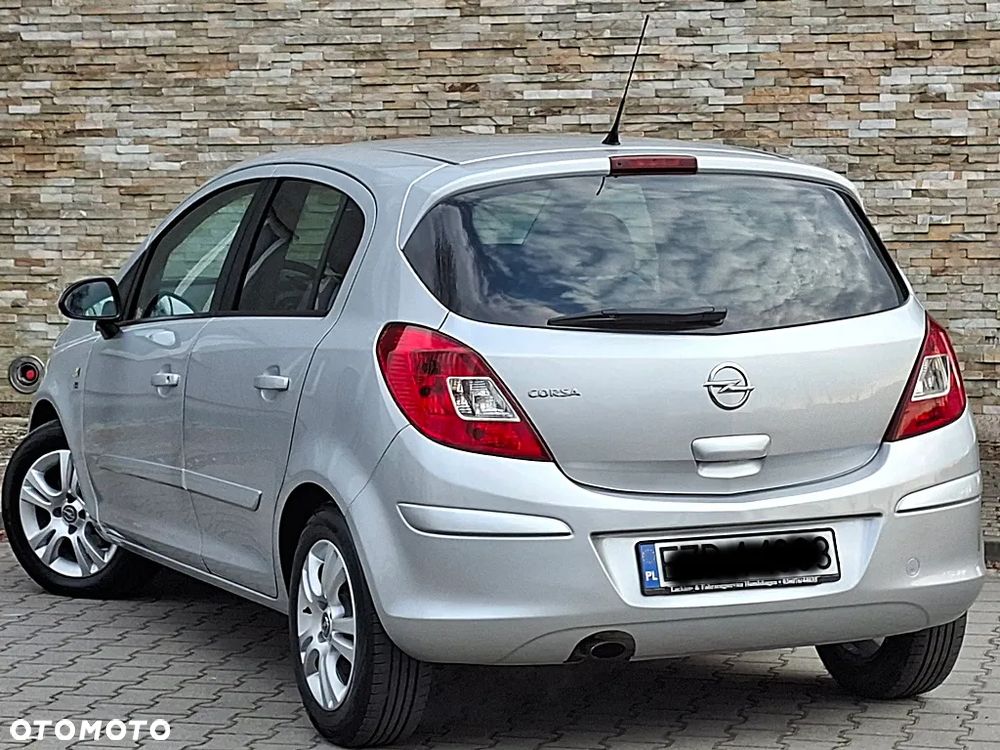 Opel Corsa 1.4 16V 150 Jahre - 22