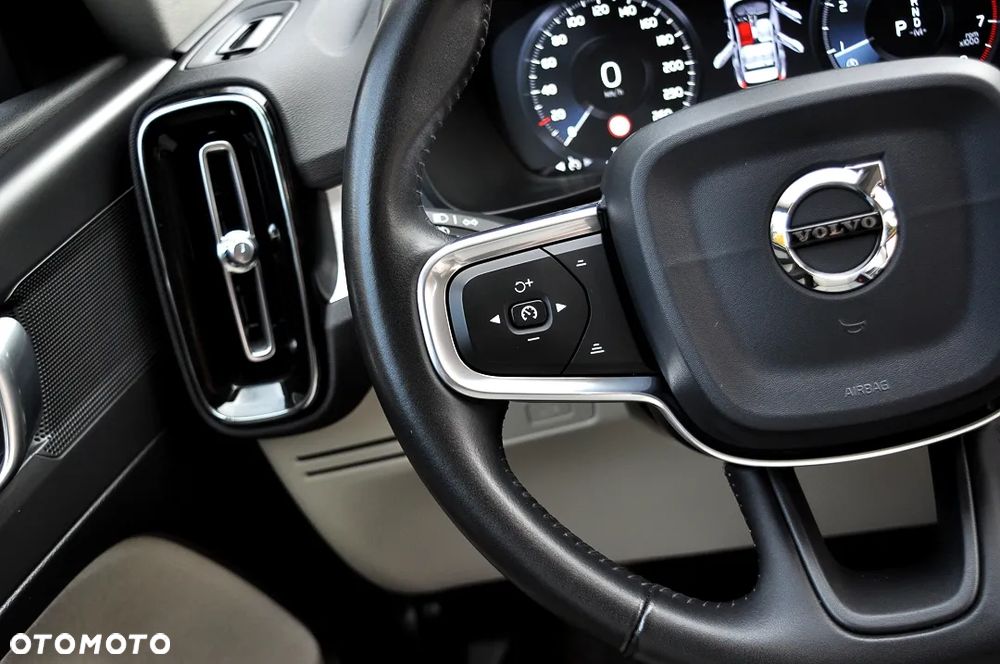 Volvo XC 40 T4 Geartronic Inscription - 27