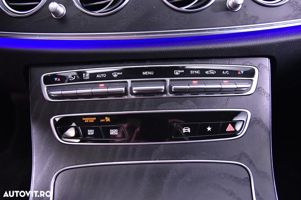 Mercedes-Benz E - 19