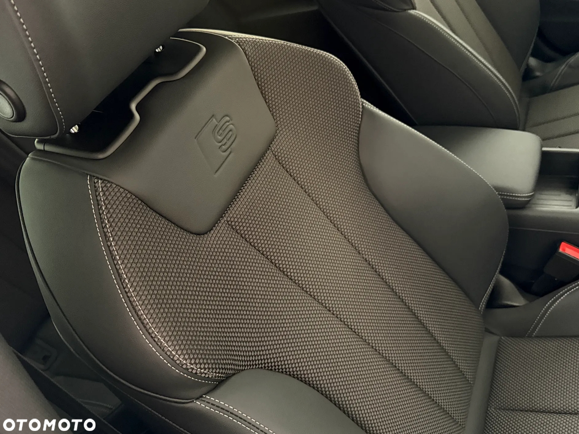 Audi A4 Avant - 10