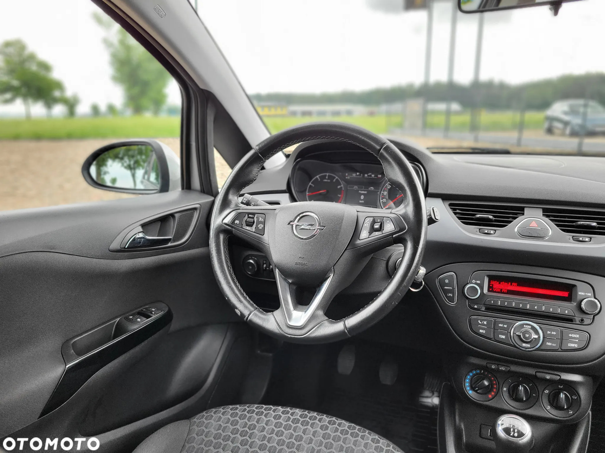 Opel Corsa 1.4 Enjoy - 9