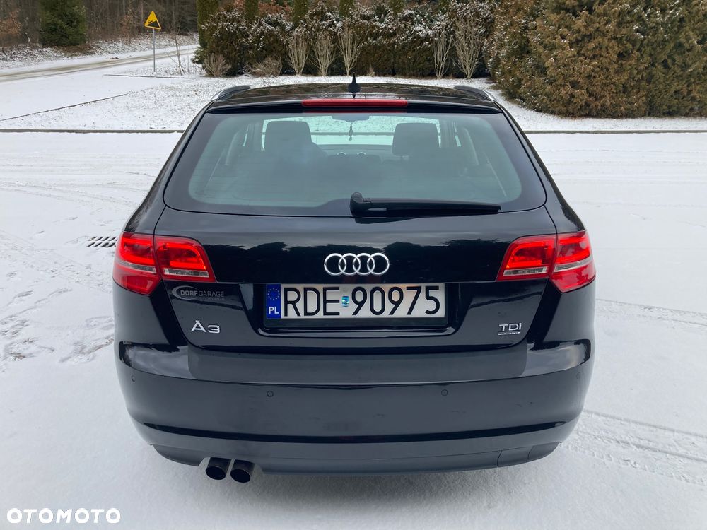Audi A3 Sportback 2.0 TDI DPF Quattro Ambiente - 7
