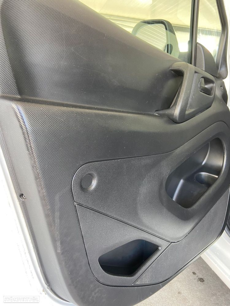 Peugeot Partner - 25