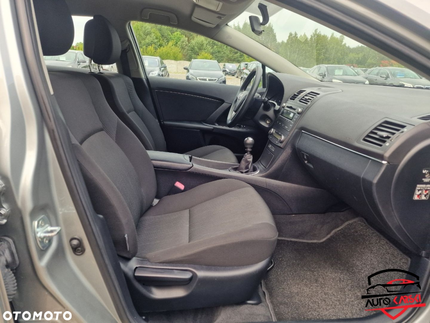 Toyota Avensis - 24