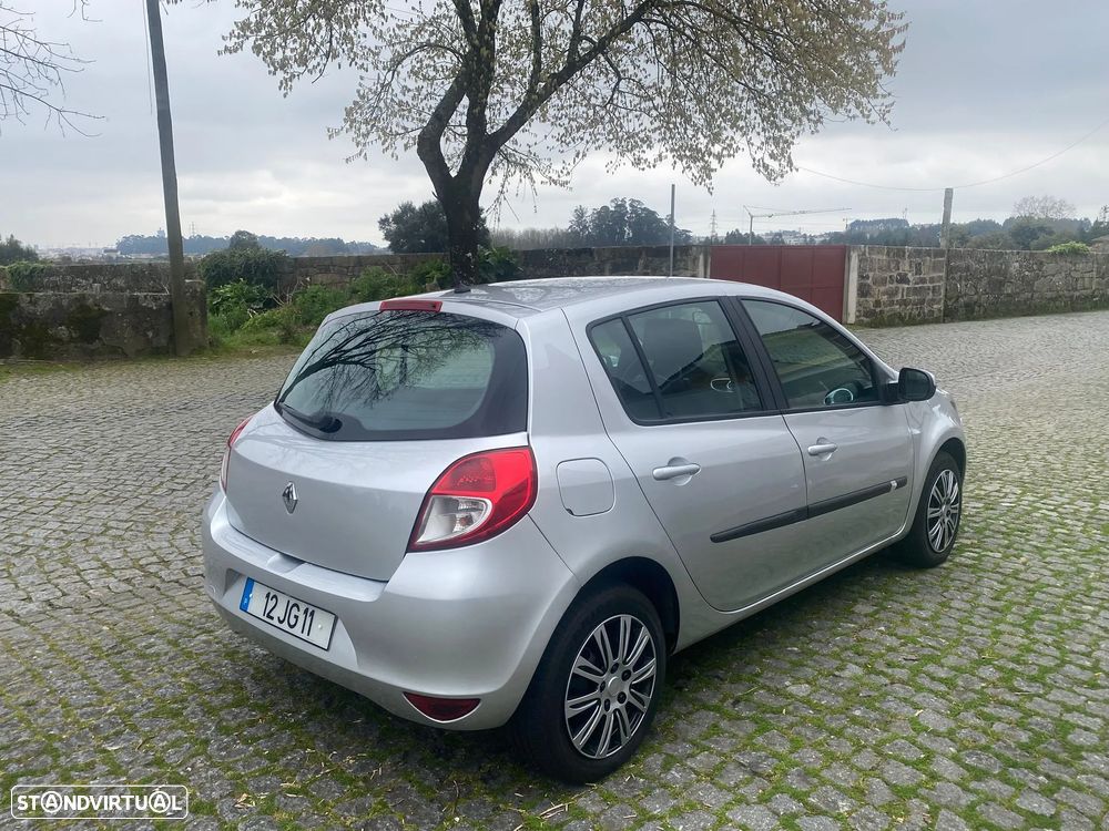 Renault Clio - 4