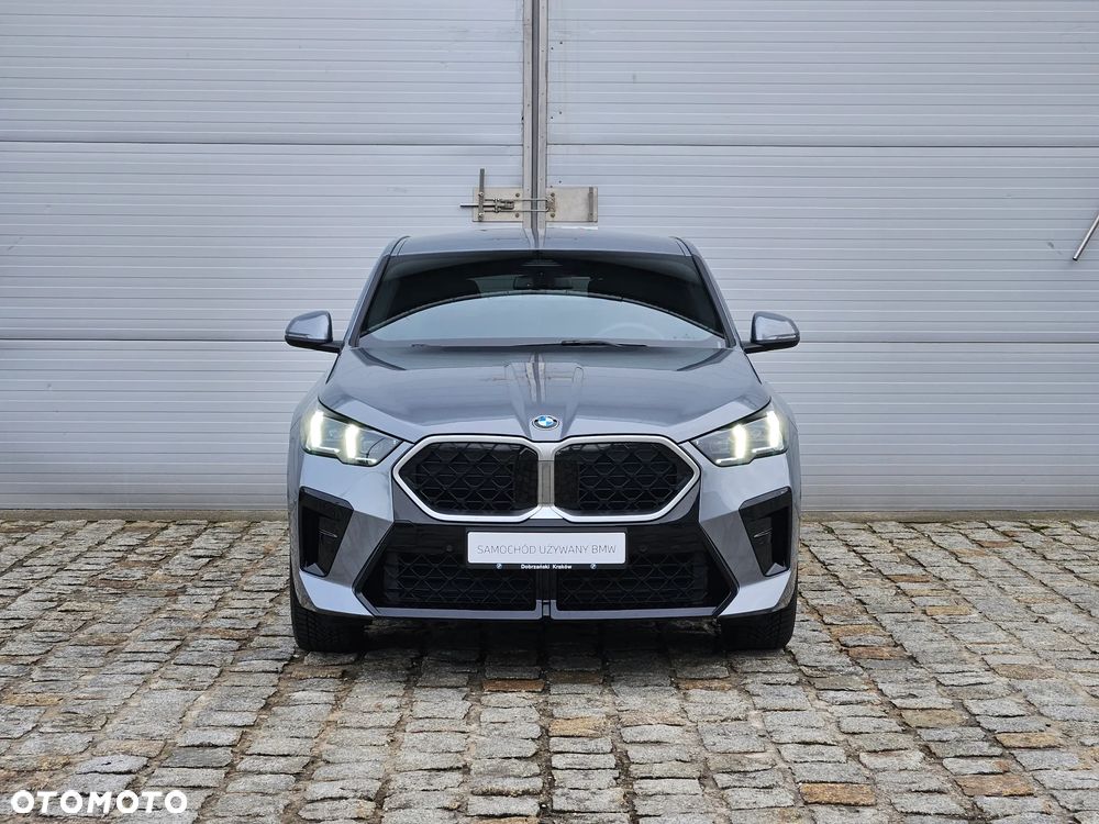 BMW X2 - 11