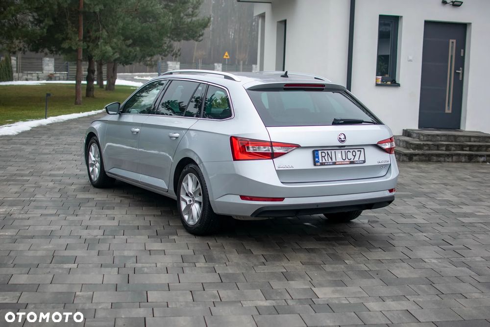Skoda Superb - 25