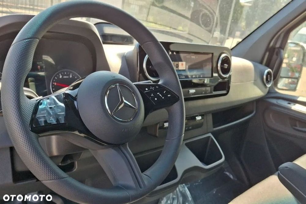 Mercedes-Benz Sprinter BASE Długi 317 CDI 9G-Tronic 2.0 170KM - 15