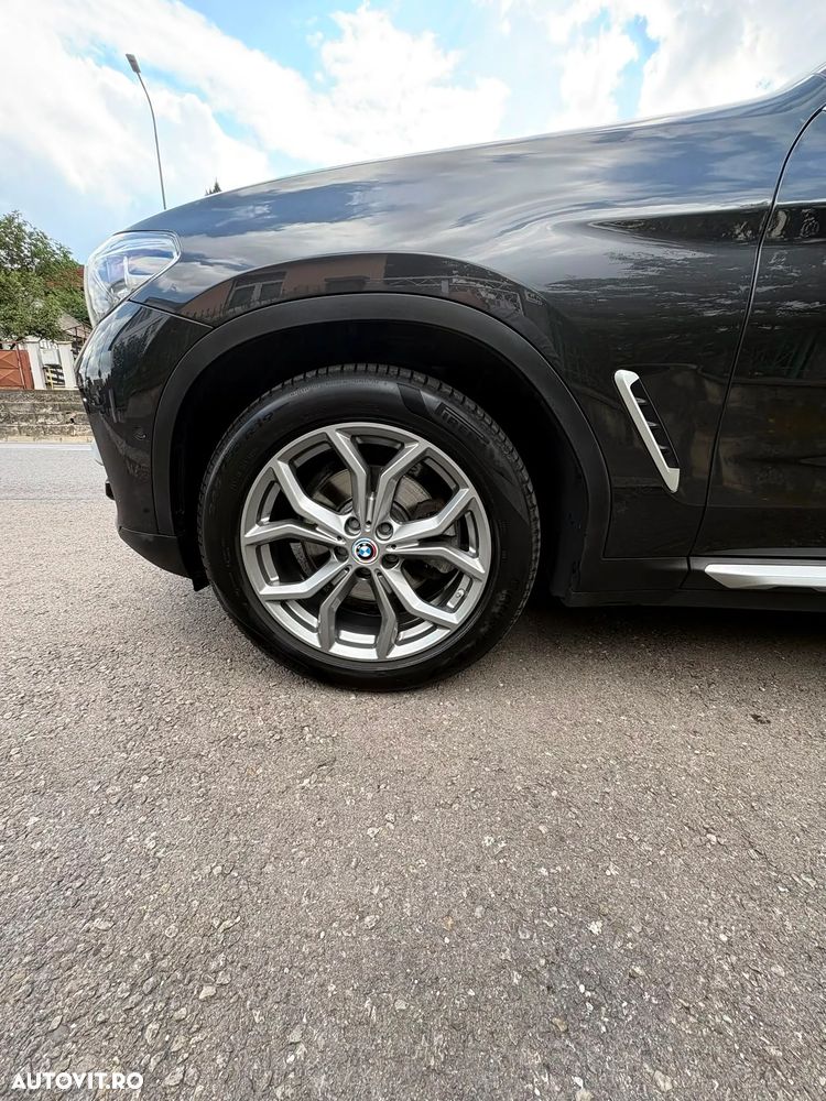 BMW X3 xDrive20d AT xLine - 28