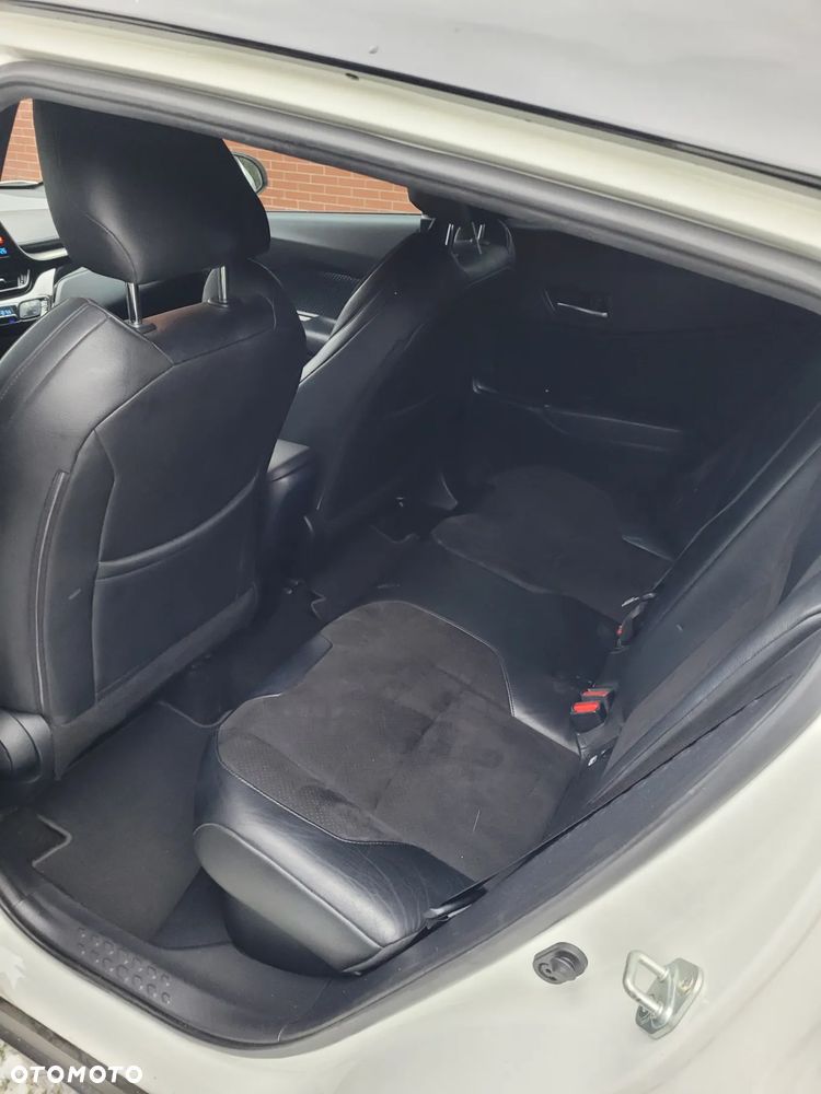 Toyota C-HR Style Selection - 9