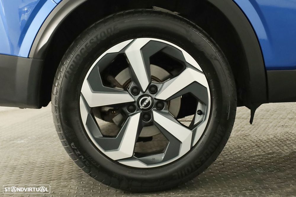 Nissan Qashqai 1.3 DIG-T N-Connecta Xtronic - 5