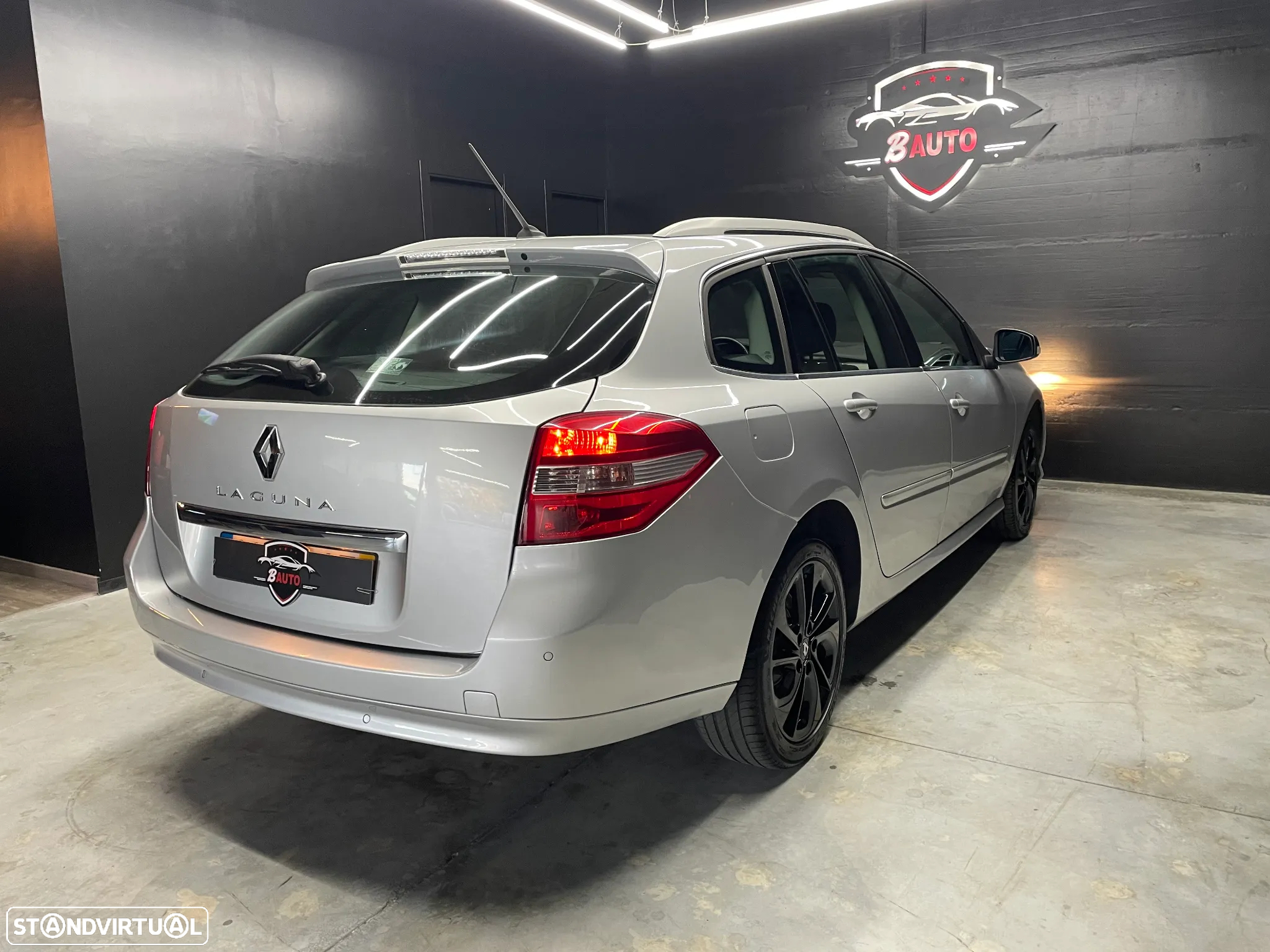 Renault Laguna Break dCi 110 FAP Dynamique - 14