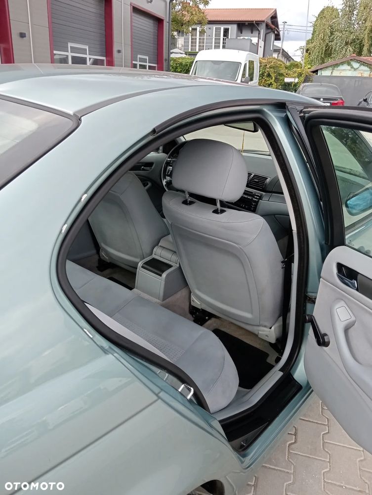BMW Seria 3 316i - 10