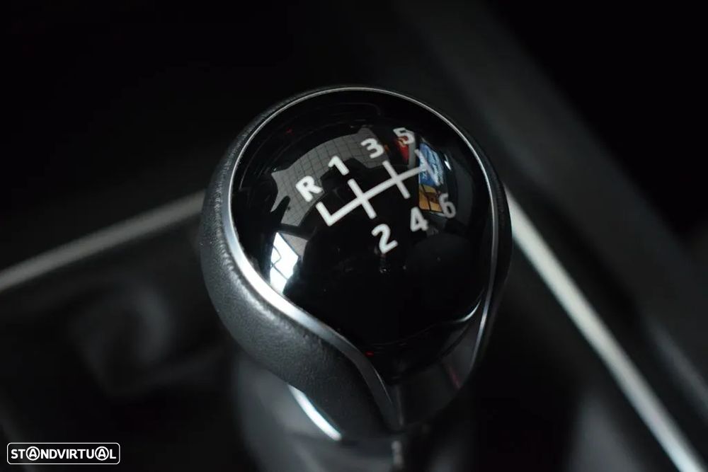 SEAT Leon ST 2.0 TDI Style - 16