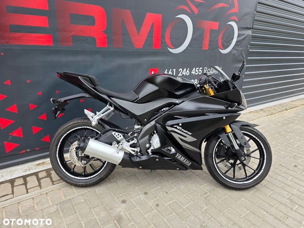 Yamaha YZF - 3