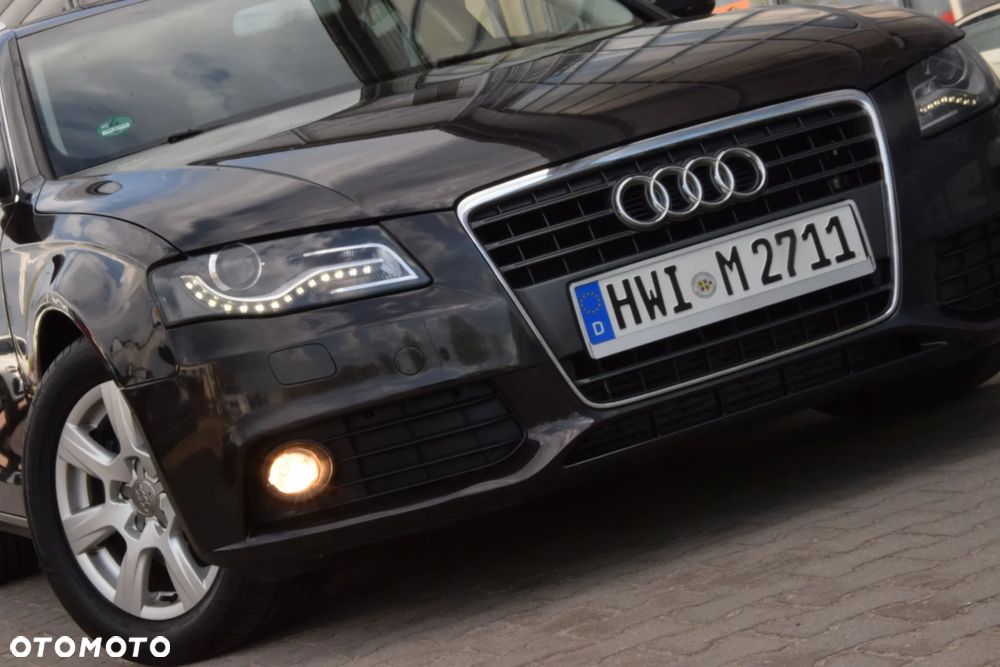 Audi A4 Avant - 1