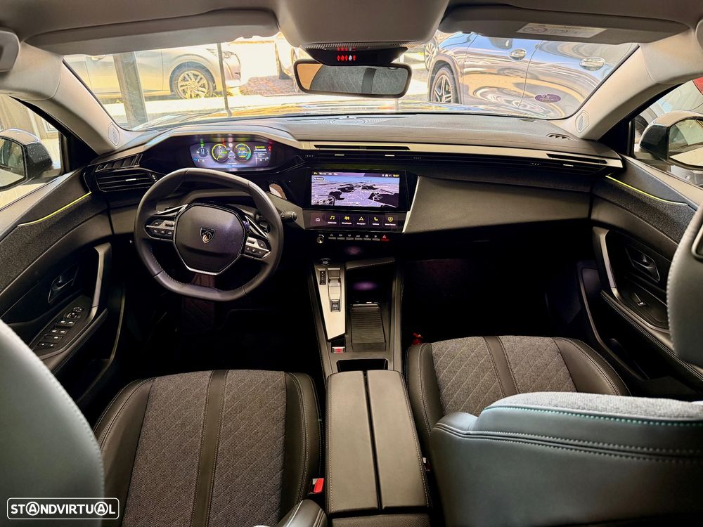 Peugeot 408 1.6 Hybrid Allure e-EAT8 - 11