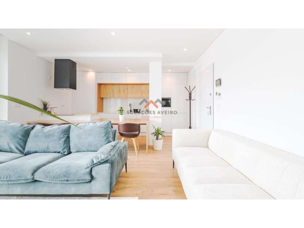 Apartamento T2 como Novo - Localização Privilegiada junto à Ria e a... - Grande imagem: 2/20