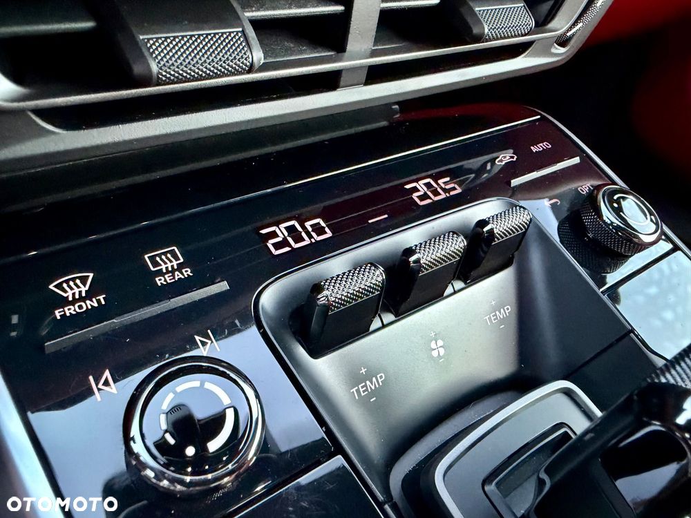 Porsche 911 Carrera 4S - 20