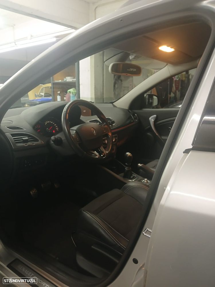 Renault Mégane Sport Tourer 1.5 dCi GT Line - 5