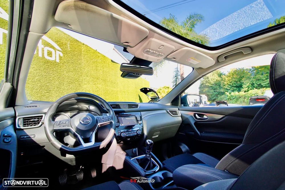 Nissan Qashqai 1.5 dCi N-Connecta Led - 32