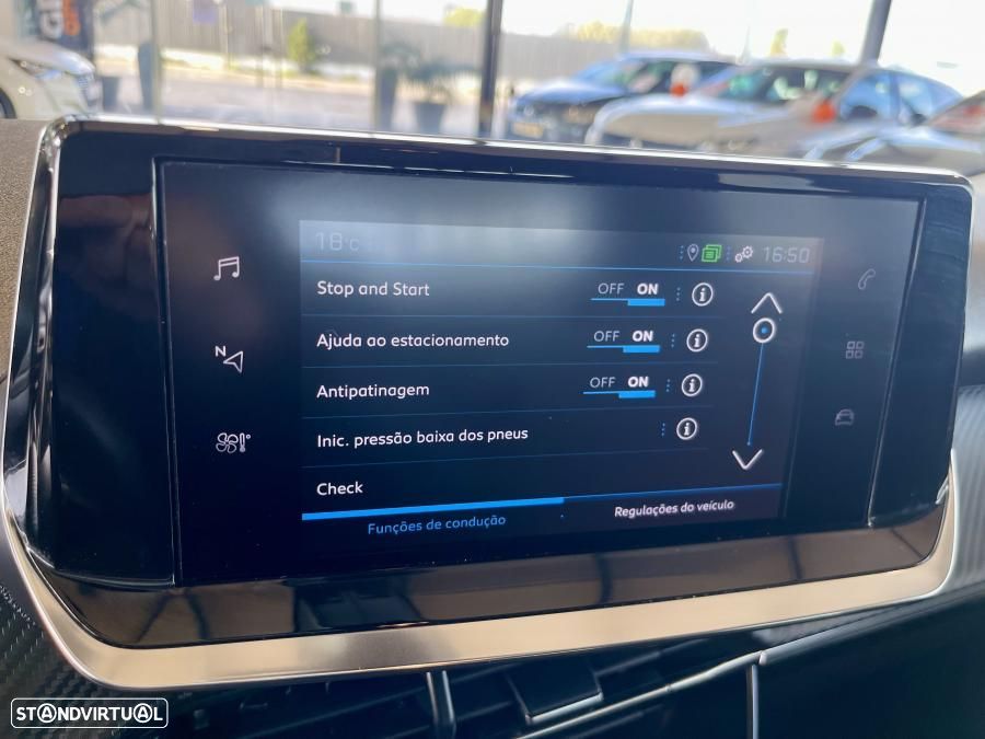 Peugeot 2008 1.2 PureTech Active Pack - 18