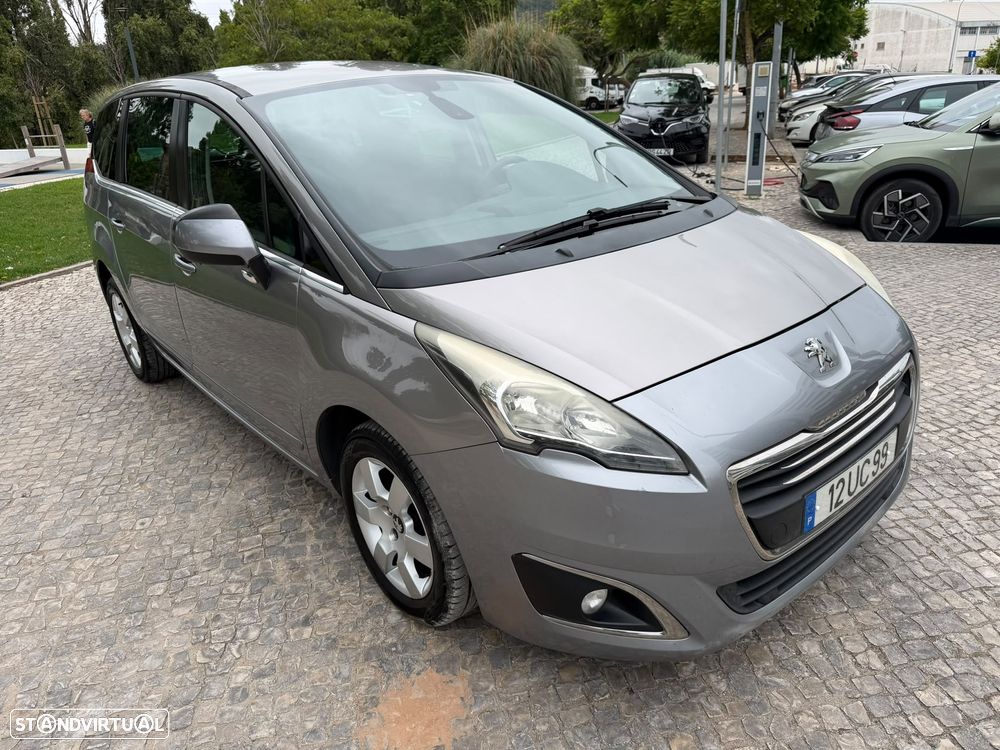Peugeot 5008 - 1