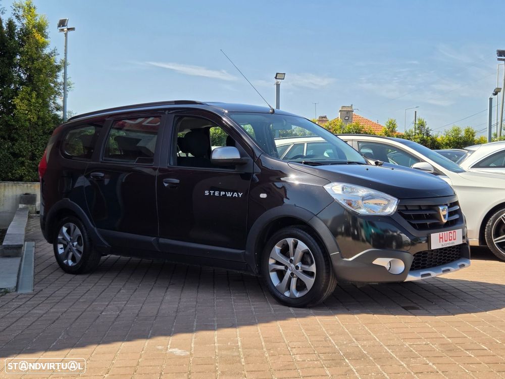 Dacia Lodgy 1.2 TCe Confort 7L - 4