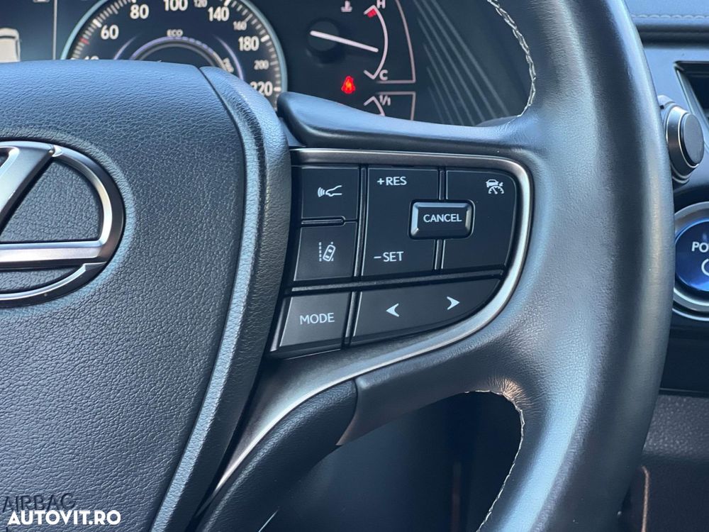 Lexus UX 250h FWD Business - 13