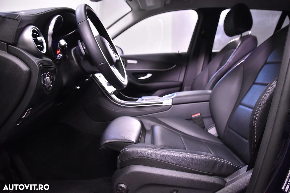 Mercedes-Benz GLC 300 d 4Matic 9G-TRONIC AMG Line - 24