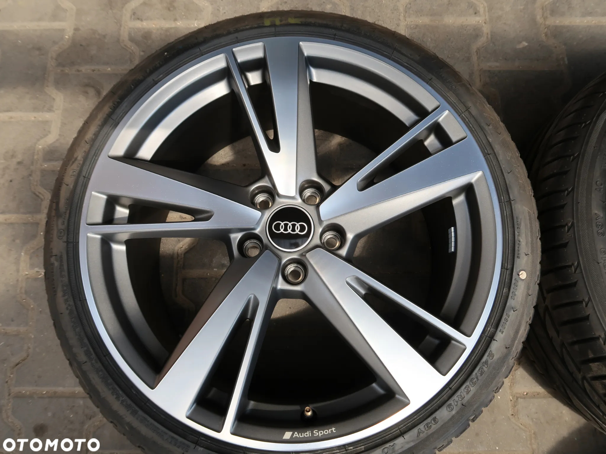FELGI KOŁA AUDI TT TTS 19'' BRIDGESTINE IDEALNE 8S0 - 5