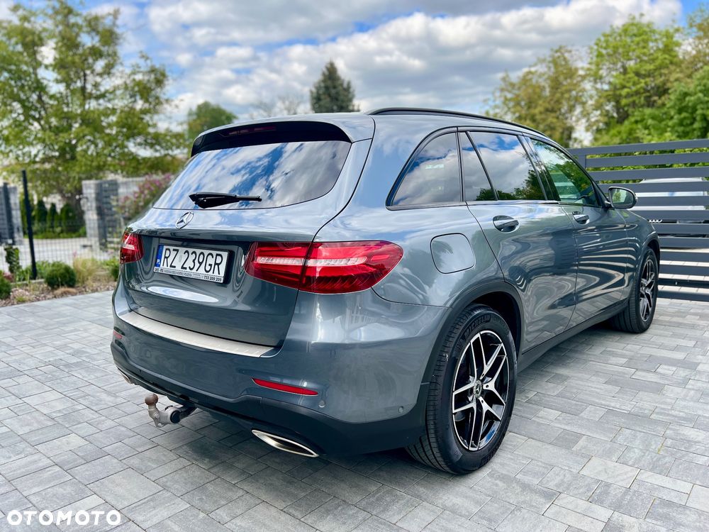 Mercedes-Benz GLC 250 4Matic 9G-TRONIC AMG Line - 3