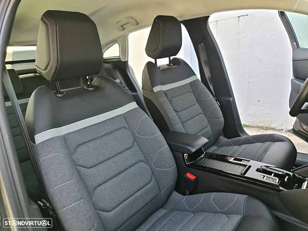 Citroën e-C4 C-Series - 17