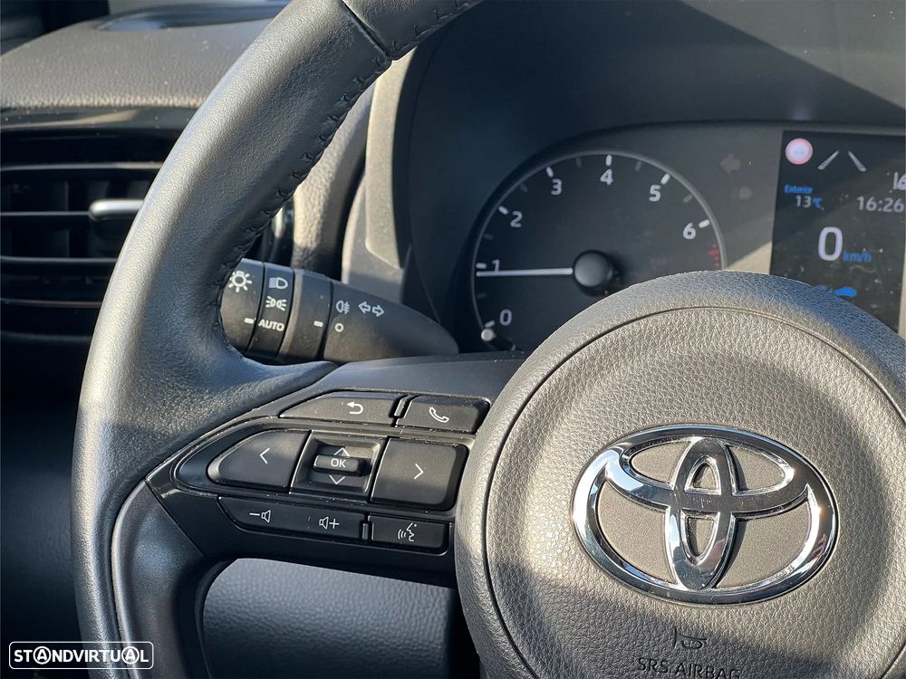 Toyota Yaris - 15