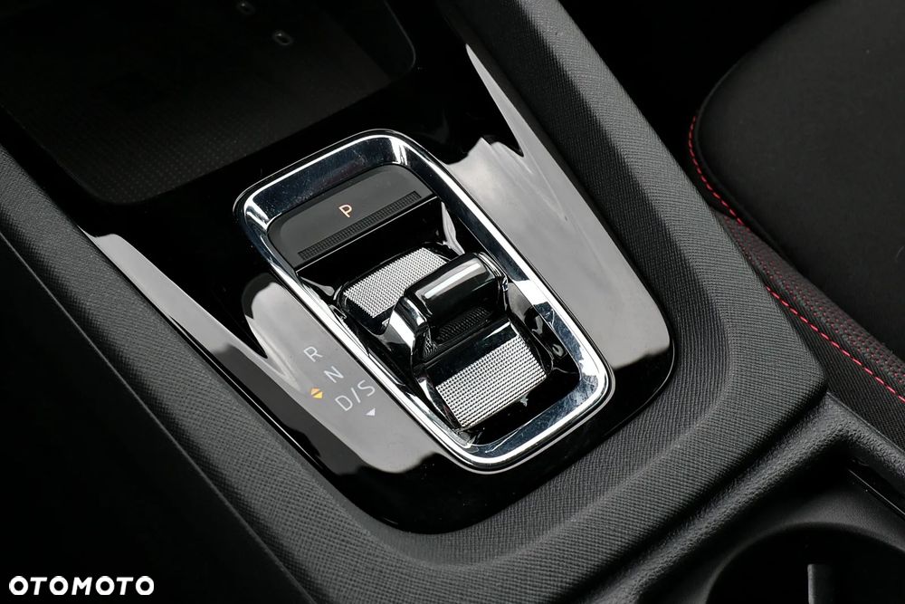 Skoda Octavia 2.0 TDI DSG RS - 37