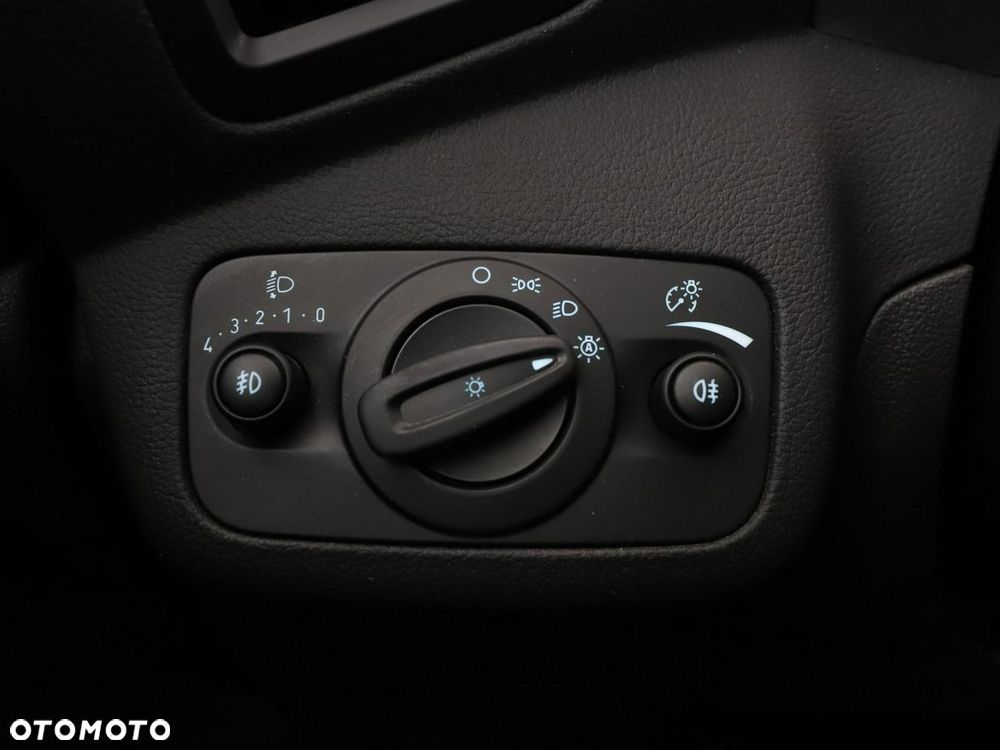 Ford Kuga 1.5 EcoBlue TITANIUM - 32