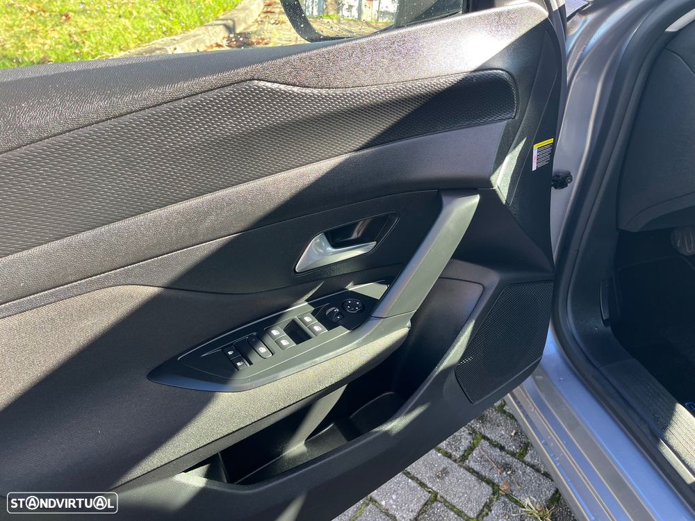 Peugeot 308 SW BlueHDi 130 EAT8 Style - 15