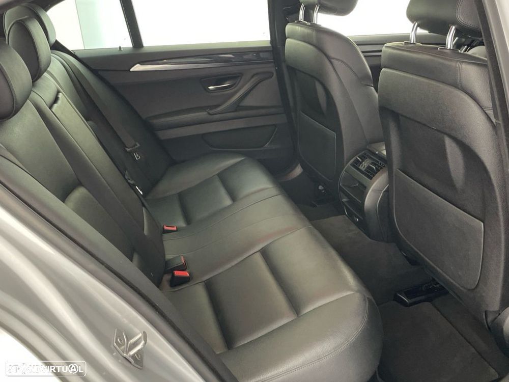 BMW 520 d Auto - 23