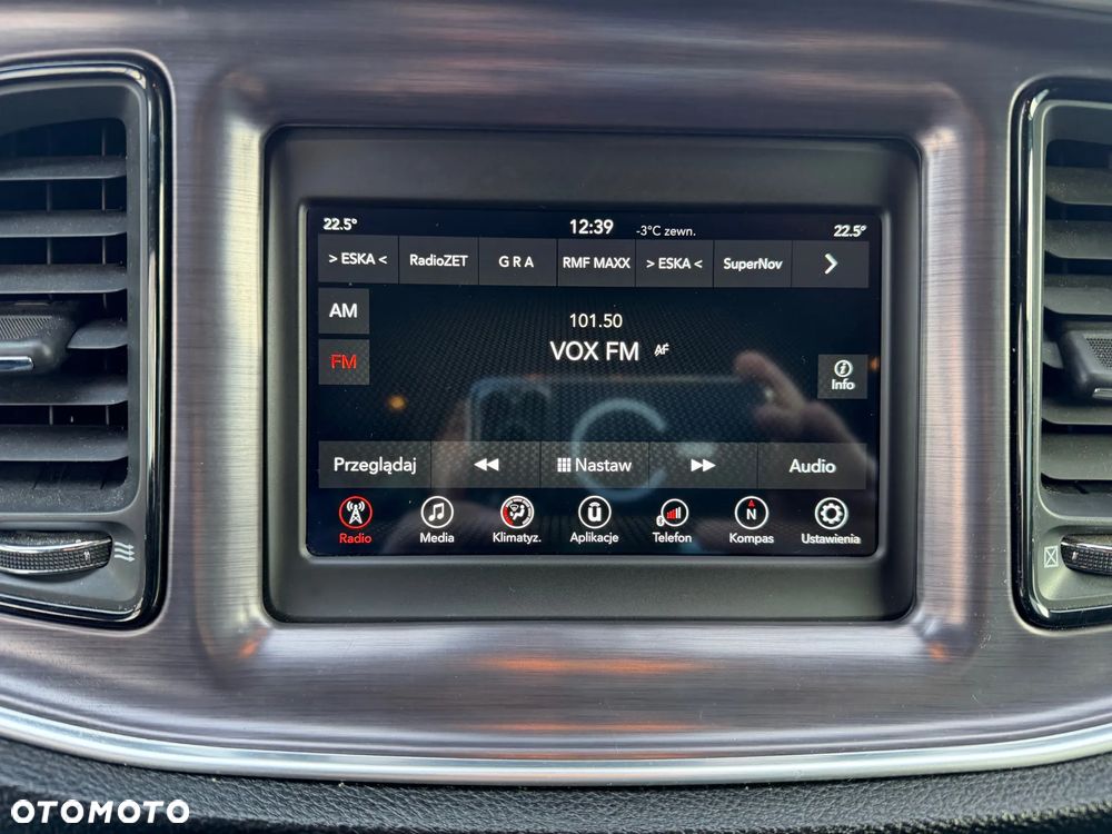 Dodge Challenger 3.6 SXT Plus - 13